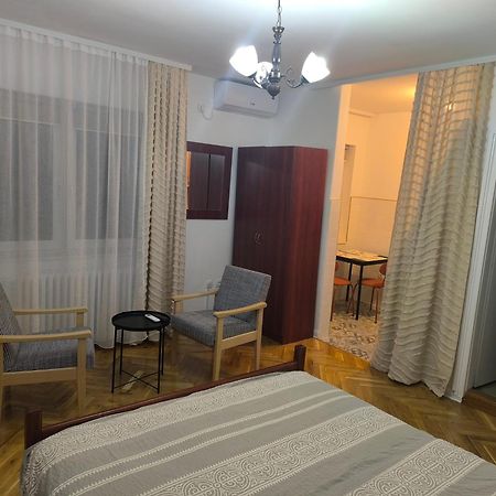 Guest House Major Arandelovac Zewnętrze zdjęcie