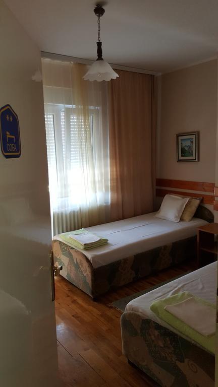 Guest House Major Arandelovac Zewnętrze zdjęcie