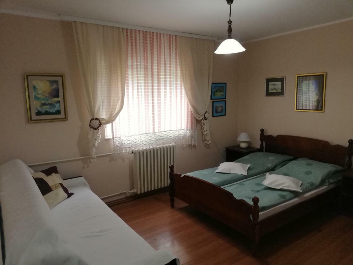 Guest House Major Arandelovac Zewnętrze zdjęcie
